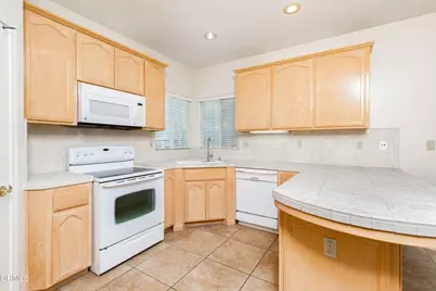 8811 Maggiore Lane, Bakersfield, CA 93312 - Photo 23