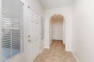 8811 Maggiore Ln, Bakersfield, CA 93312 - Photo 9