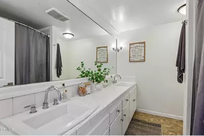 2042 Dunnigan Street, Camarillo, CA 93010 - Photo 19