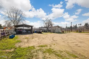 301 Sycamore Dr, Bakersfield, CA 93308 - Photo 5