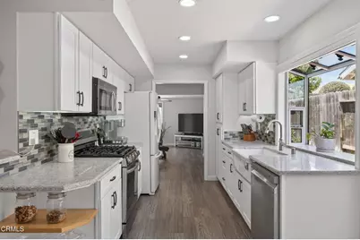 909 Burlington Avenue, Ventura, CA 93004 - Photo 15