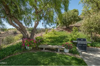 888 W Highland Drive, Camarillo, CA 93010 - Photo 21