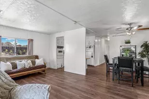 101 Yosemite Dr, Oxnard, CA 93033 - Photo 3