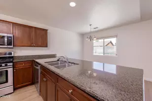 12226 Hawksmoor St, Bakersfield, CA 93311 - Photo 11