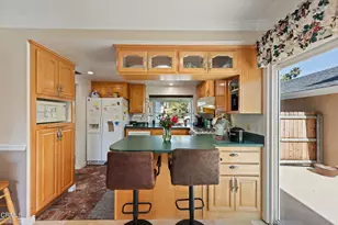 5935 Lake Lindero Dr, Agoura Hills, CA 91301 - Photo 13