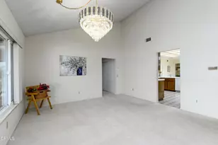 30105 Village 30, Camarillo, CA 93012 - Photo 11