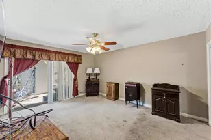 23459 Canzonet, Woodland Hills, CA 91367 - Photo 13