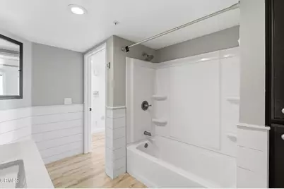 865 S B Street #Q2, Oxnard, CA 93030 - Photo 19