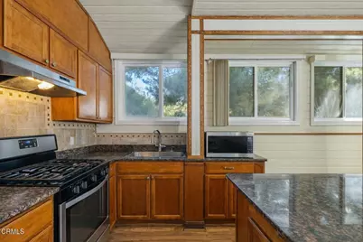 561 E Telegraph Road, Fillmore, CA 93015 - Photo 11