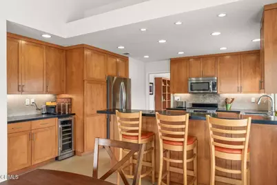 960 Emerald Court, Ventura, CA 93004 - Photo 17