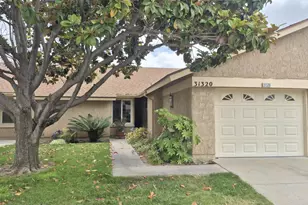 31320 Village 31, Camarillo, CA 93012 - Photo 3