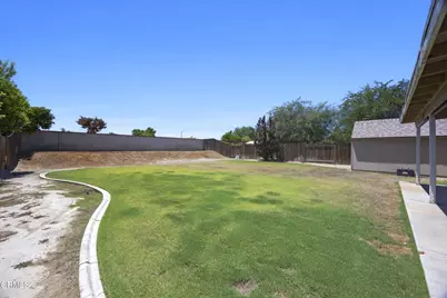 12419 Schooner Beach Drive, Bakersfield, CA 93311 - Photo 35