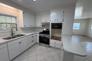 10685 Blackburn Rd, Ventura, CA 93004 - Photo 7
