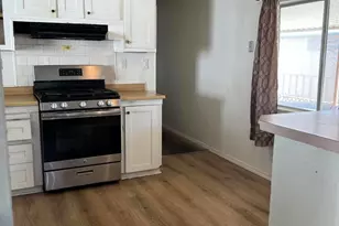 42 Calle Paradora Street, Camarillo, CA 93012 - Photo 3