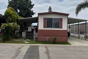 42 Calle Paradora Street, Camarillo, CA 93012 - Photo 1