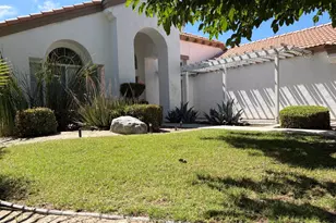 8501 Tamworth St, Bakersfield, CA 93313 - Photo 3