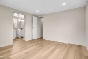 300 Ibsen Pl Pl, Oxnard, CA 93033 - Photo 13