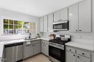 354 Tirre Ct, Santa Paula, CA 93060 - Photo 9