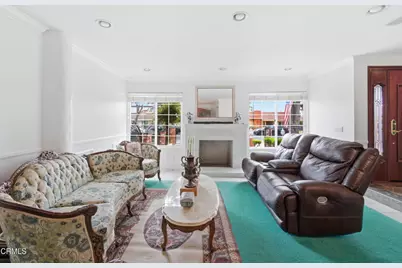 1131 Camelot Way, Oxnard, CA 93030 - Photo 9