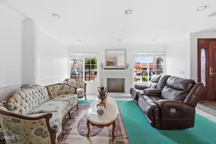 1131 Camelot Way, Oxnard, CA 93030 - Photo 9