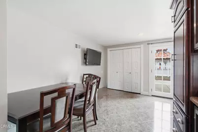 1131 Camelot Way, Oxnard, CA 93030 - Photo 19