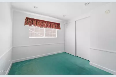1131 Camelot Way, Oxnard, CA 93030 - Photo 31