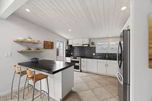1248 Marthas Vineyard Ct, Ventura, CA 93001 - Photo 21