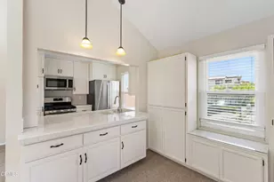 2167 Martinique Ln, Oxnard, CA 93035 - Photo 9
