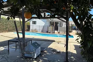 302 E Main, Santa Paula, CA 93060 - Photo 19