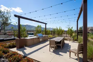 2169 Pomegranate St, Santa Paula, CA 93060 - Photo 53