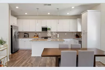 2169 Pomegranate Street, Santa Paula, CA 93060 - Photo 15