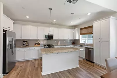 2169 Pomegranate Street, Santa Paula, CA 93060 - Photo 17