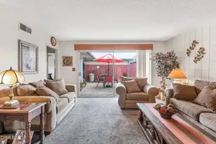 138 E Elfin Green, Port Hueneme, CA 93041 - Photo 3