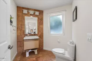 579 Glade Dr, Santa Paula, CA 93060 - Photo 37