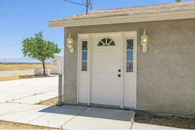 2866 W Avenue F, Lancaster, CA 93536 - Photo 9