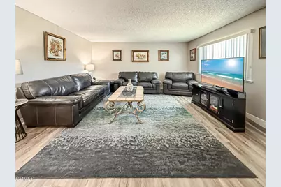 611 Avenida Del Platino, Thousand Oaks, CA 91320 - Photo 3