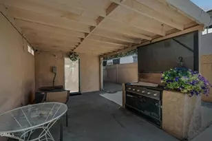 1558 E Ave R7, Palmdale, CA 93550 - Photo 33