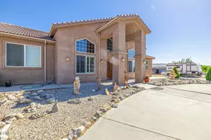 33000 106th St, Juniper Hills, CA 93543 - Photo 9