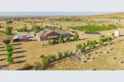 33000 106th Street, Juniper Hills, CA 93543 - Photo 57