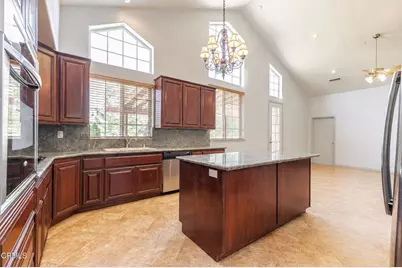 33000 106th Street, Juniper Hills, CA 93543 - Photo 23