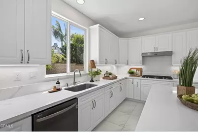 2096 Mission Hills Drive, Oxnard, CA 93036 - Photo 19