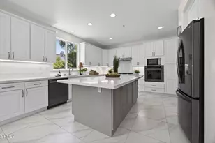 2096 Mission Hills Dr, Oxnard, CA 93036 - Photo 17