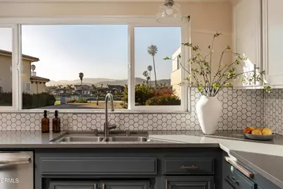 1260 Sagamore Lane, Ventura, CA 93001 - Photo 9
