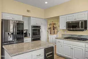1737 Emerald Isle Way, Oxnard, CA 93035 - Photo 19