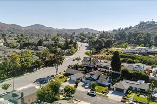 249 Bluefield Ave, Thousand Oaks, CA 91320 - Photo 55