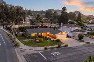 249 Bluefield Ave, Thousand Oaks, CA 91320 - Photo 45