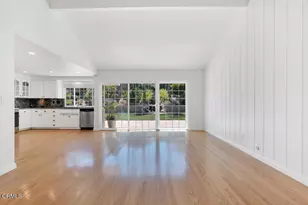 109 Greenmeadow Ave, Thousand Oaks, CA 91320 - Photo 11
