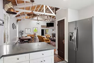 166 N Garden St, Ventura, CA 93001 - Photo 21