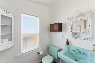 166 N Garden St, Ventura, CA 93001 - Photo 25