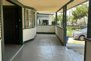 2422 Juliet St, Los Angeles, CA 90007 - Photo 3